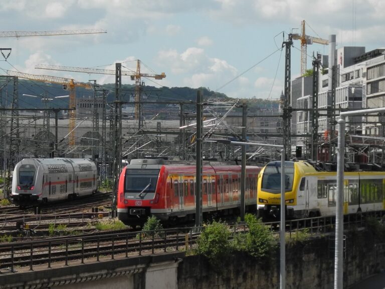 Mit der Sicherung von Schienenprojekten im Regionalplan ermöglichen wir eine langfristige Verkehrsplanung