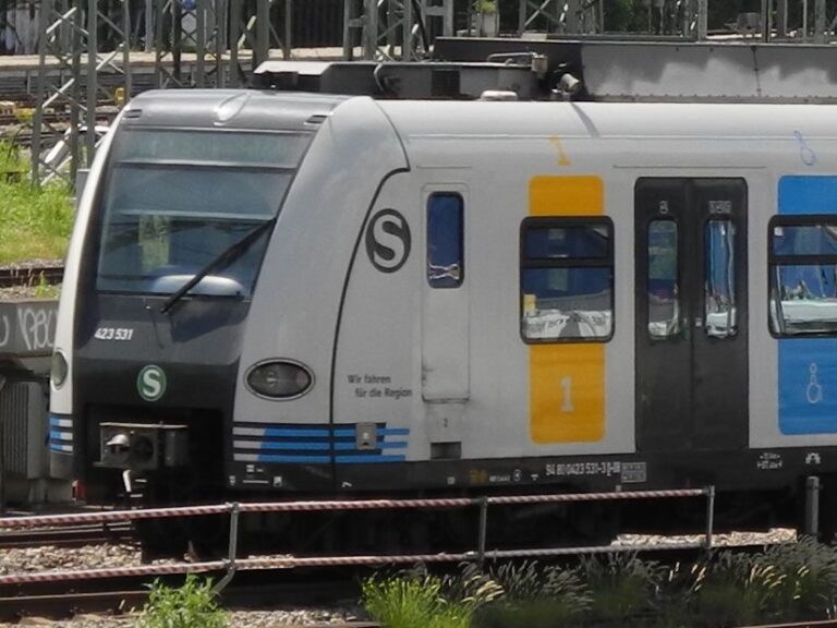 „Fenster in die Region“ – Infotainment für die neuen S-Bahnen